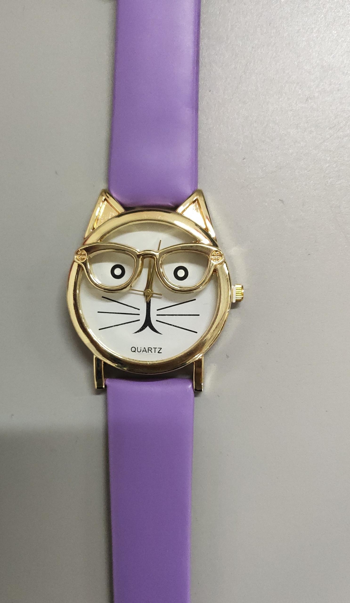 Lovely Cartoon Children Watch My Store