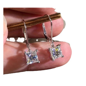 Women's Luxury Four-claw Zircon-encrusted Stud Earrings My Store